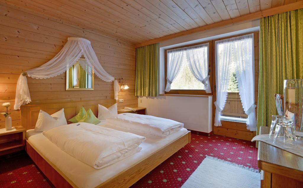 Hotel Laendenhof Superior Mayrhofen Zewnętrze zdjęcie