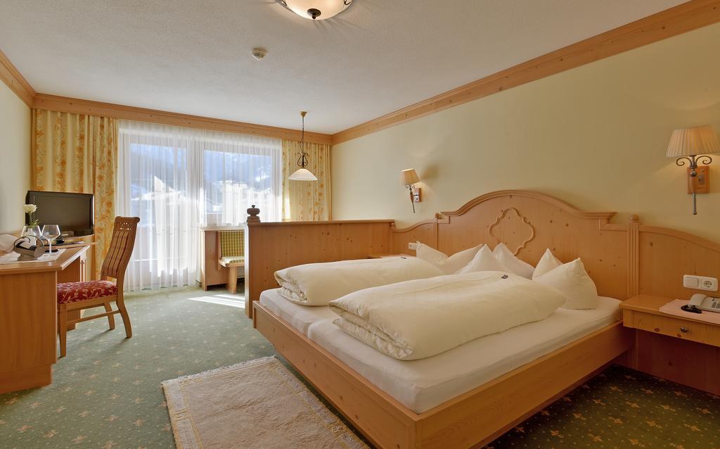 Hotel Laendenhof Superior Mayrhofen Zewnętrze zdjęcie