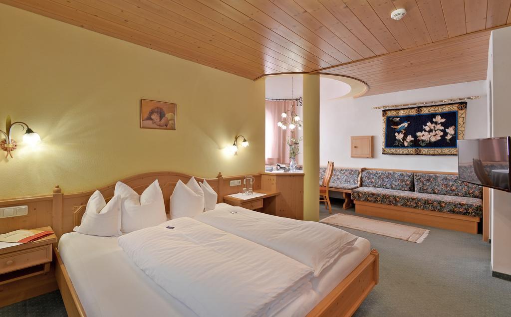 Hotel Laendenhof Superior Mayrhofen Zewnętrze zdjęcie