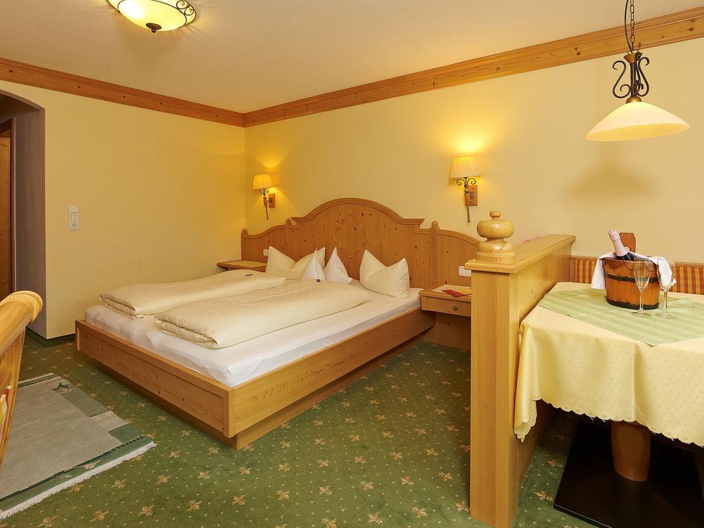 Hotel Laendenhof Superior Mayrhofen Pokój zdjęcie